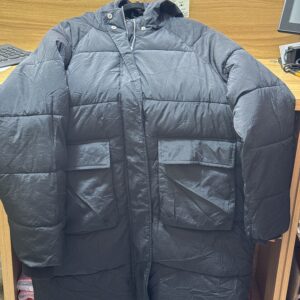 Chamarra larga negra $1049 1281