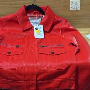 Chamarra roja dama $699 1288