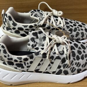 Tenis de marca mixto $1,049 381