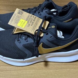 Tenis Nike negro  $1,049 317