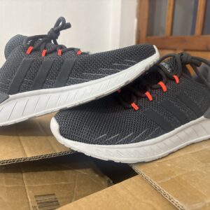 Tenis ADIDAS NEGROS $1,099 407