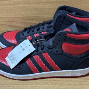 Tenis Adidas negro/rojo $1099 435