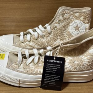 Tenis Converse beige tejido $999 445