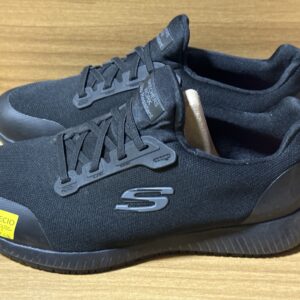 Tenis Skechers negro $999 636