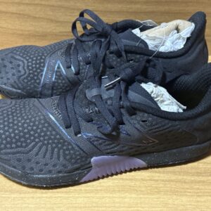 Tenis New balance negro $999 633