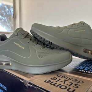 Tenis de marca mixto $1,049 559