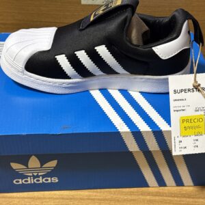 Tenis Adidas negro niño $999 1313