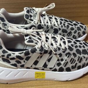 Tenis adidas animal print $1049 494