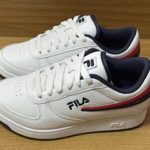 Tenis fila blanco niño $999 1331