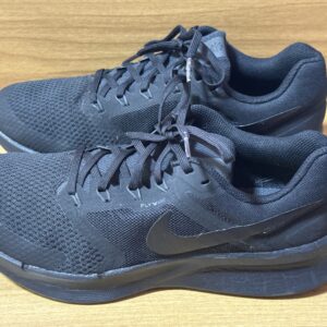 Tenis Nike negro $1099 762