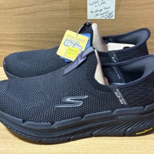 Tenis Skechers negro $1049 777