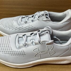 Tenis under armour gris $1049 747