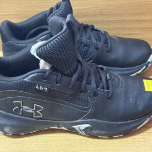 Tenis under armour negro $999 748
