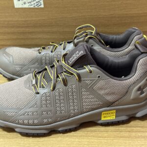 Tenis under armour café $1049 744