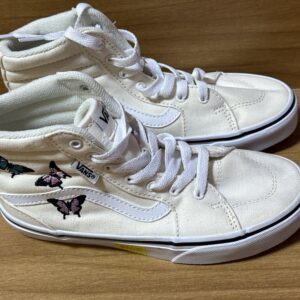 Tenis vans blanco/mariposas $899 706