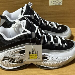 Tenis fila negro/blanco $1049 755