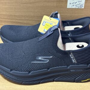 Tenis Skechers negro $999 664