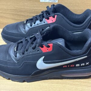 Tenis Nike negro Air Max $1299 900
