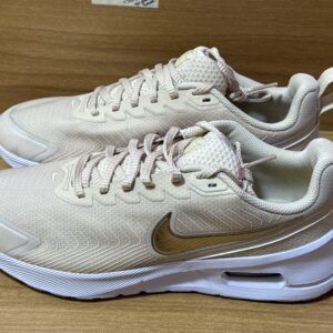 Tenis Nike café/oro 1099 904