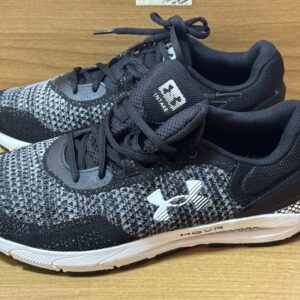 Tenis under armour negro $1049 743