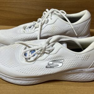Tenis Skechers blanco $999 704
