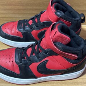 Tenis Nike rojo/negro niño $949 884