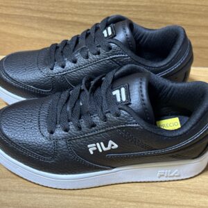 Fila niño negro $899 867