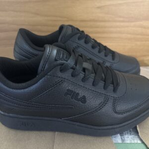 Tenis fila Negro niño $999 1330