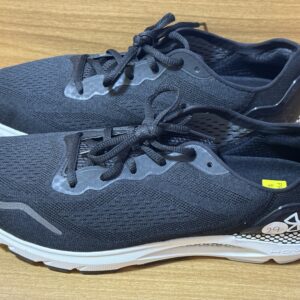 Tenis under armour negro $1149 1249