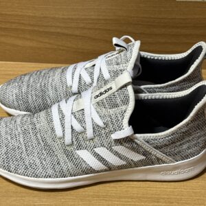 Tenis Adidas gris/blanco $1099 1174
