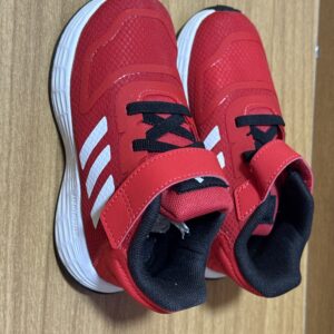 Tenis Adidas rojo niño $1049 1299