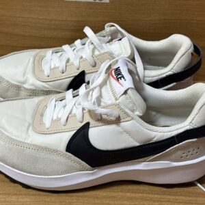 Tenis Nike beige/cafe/negro $1099 1050