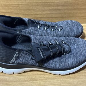 Tenis Skechers negro/gris $1049 1259