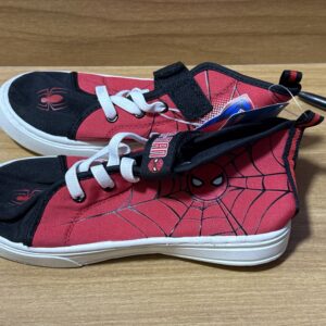 Tenis niño hombre araña $999 1270