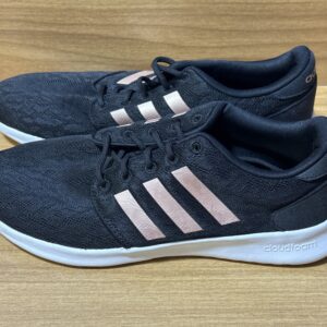 Tenis Adidas negro $1199 1269